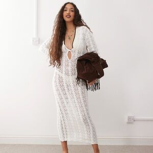 Lioness Soirée Plunge Maxi Dress